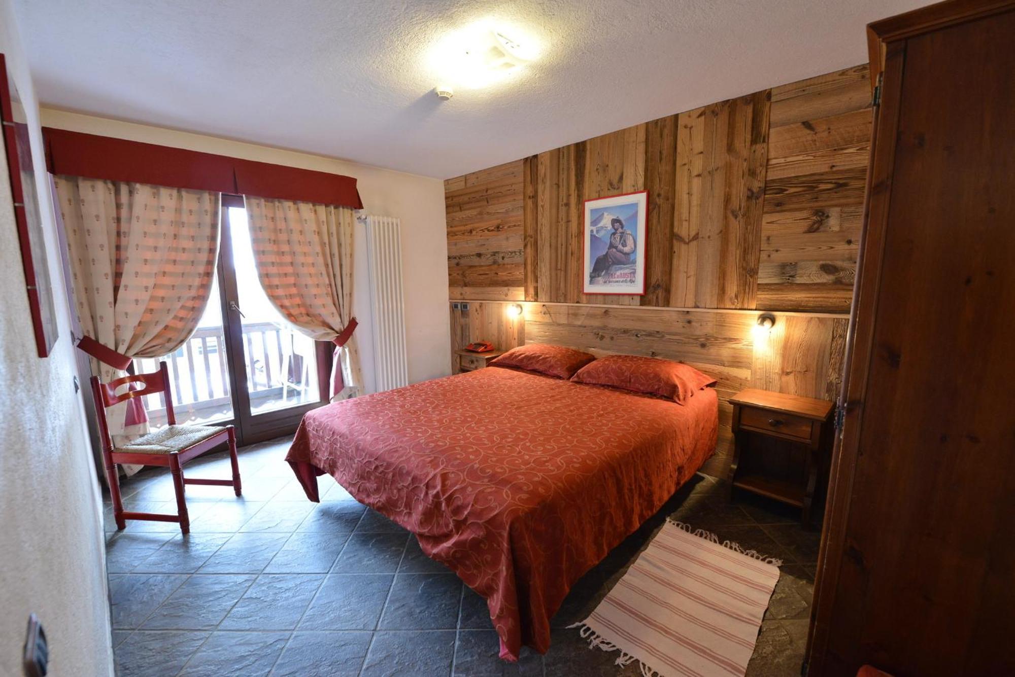 Residence Au Vieux Grenier Cogne Exterior photo